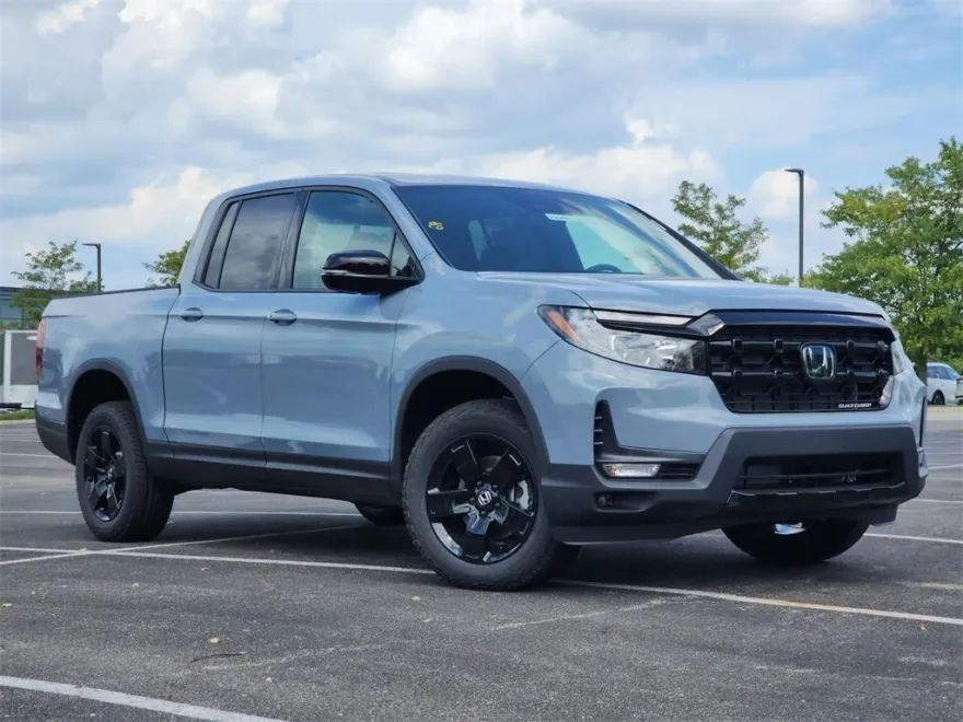 2025 Honda Ridgeline Black Edition photo 1