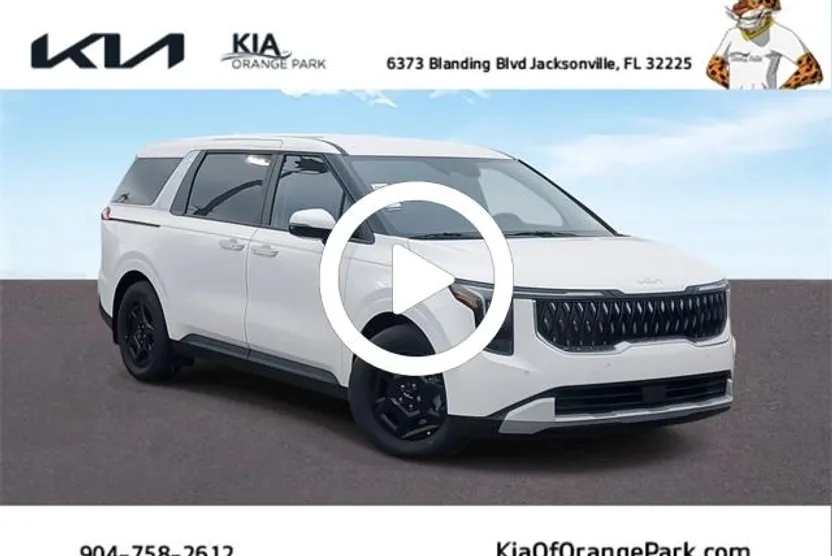 2025 Kia Carnival LXS photo 1