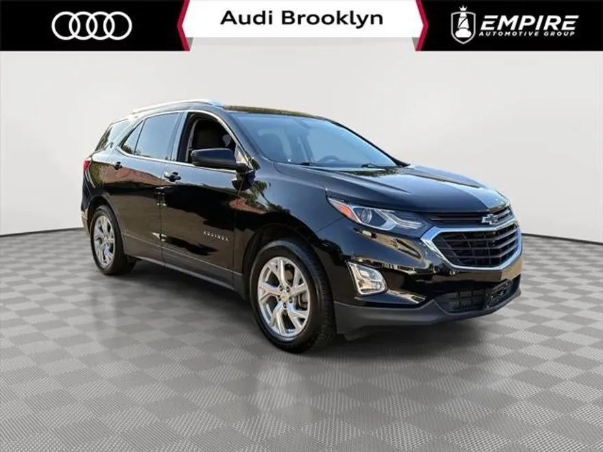 2019 Chevrolet Equinox LT photo 1