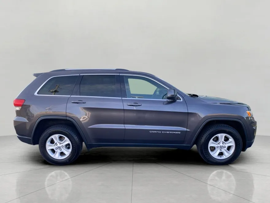 2015 Jeep Grand Cherokee Laredo photo 1
