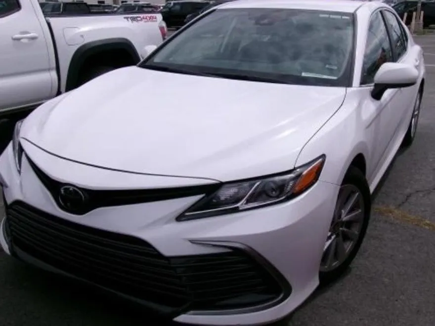 2024 Toyota Camry LE photo 1