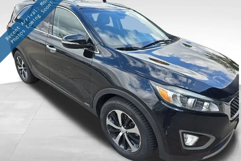 2016 Kia Sorento EX photo 1