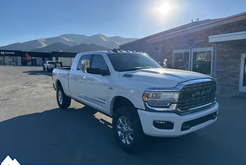 2022 Ram 2500 Limited photo 1