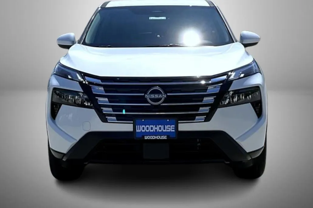 2026 Nissan Rogue SV photo 1