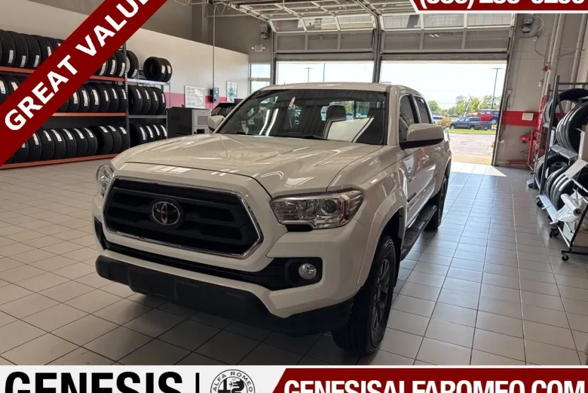 2023 Toyota Tacoma SR5 photo 1