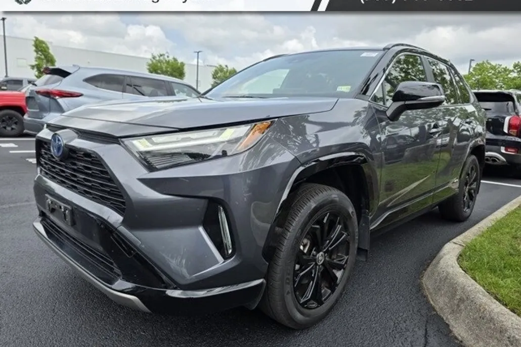 2023 Toyota RAV4 Hybrid XSE photo 1