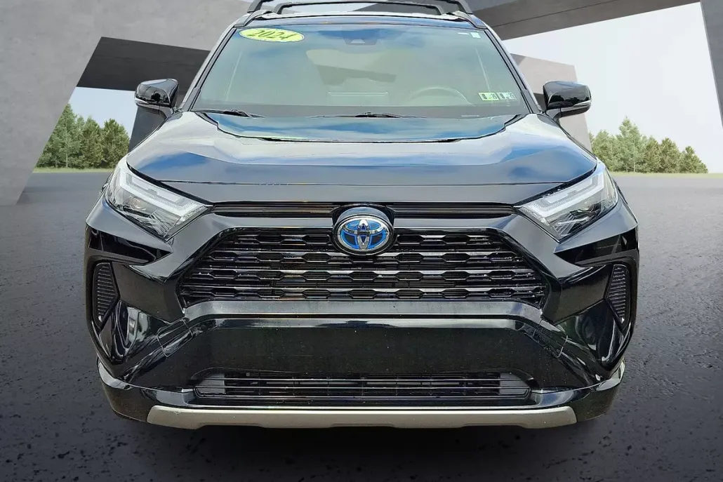 2024 Toyota RAV4 Hybrid SE Sport photo 1