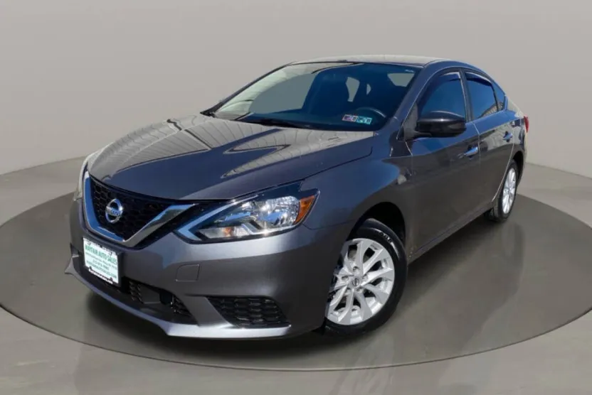 2018 Nissan Sentra SV photo 1