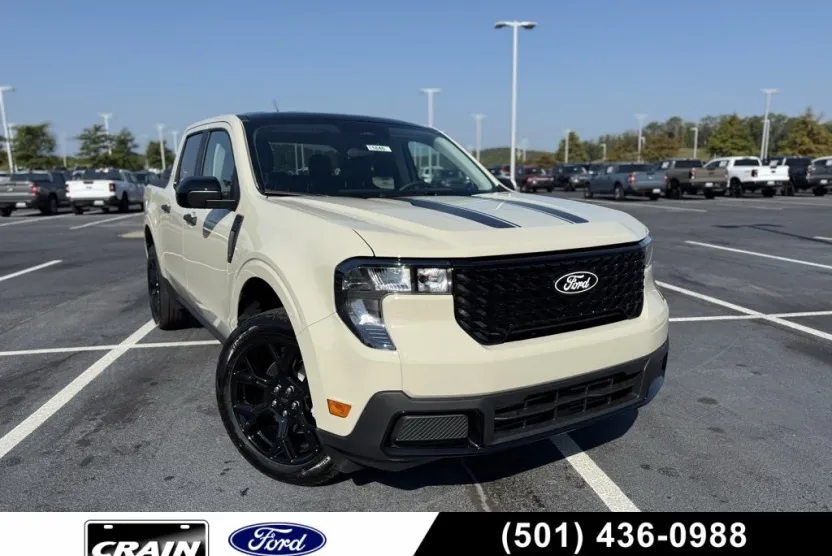 2025 Ford Maverick XLT photo 1