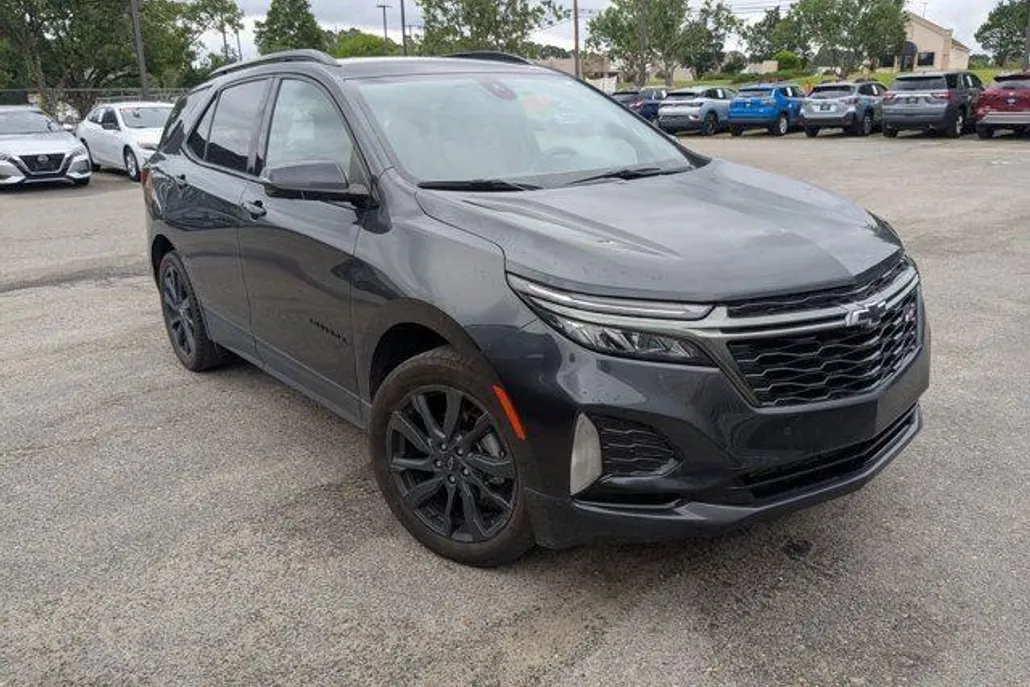 2022 Chevrolet Equinox RS photo 1