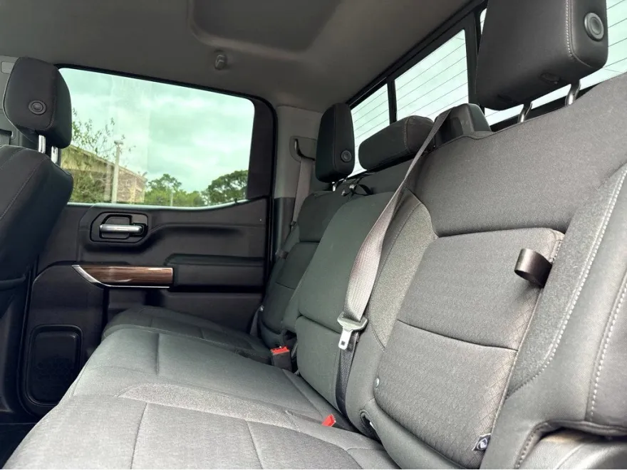 2021 Chevrolet Silverado 1500 RST photo 1