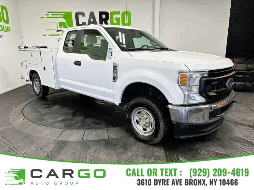 2020 Ford F-350 XLT photo 1