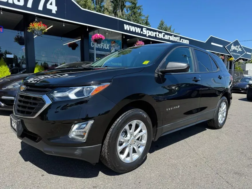 2020 Chevrolet Equinox LS photo 1
