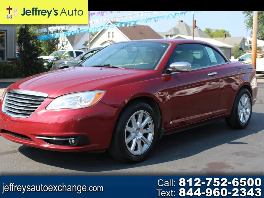 2012 Chrysler 200 Limited photo 1
