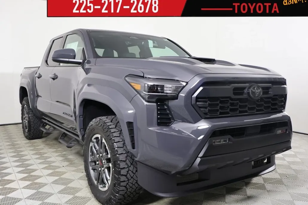 2025 Toyota Tacoma TRD Sport Double Cab photo 1