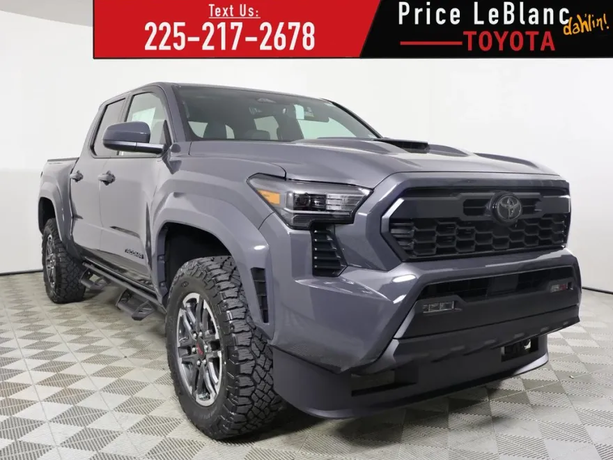 2025 Toyota Tacoma TRD Sport Double Cab photo 1