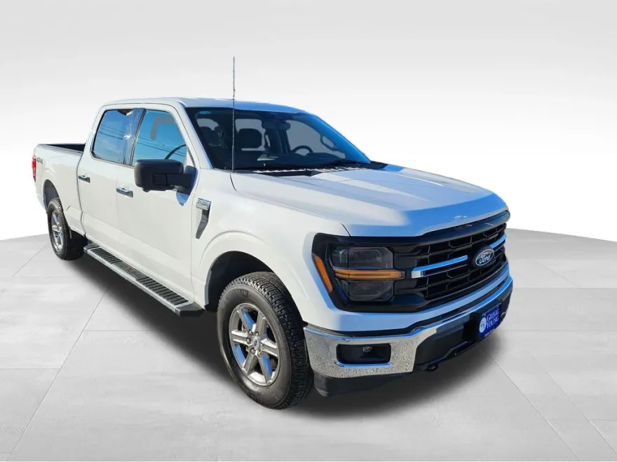 2024 Ford F-150 XLT photo 1