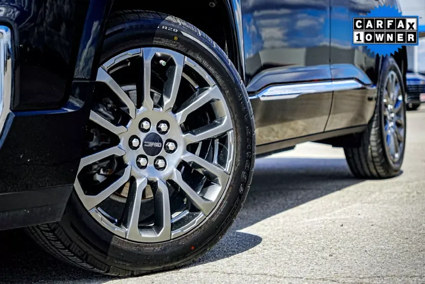 2022 Gmc Acadia Denali photo 1