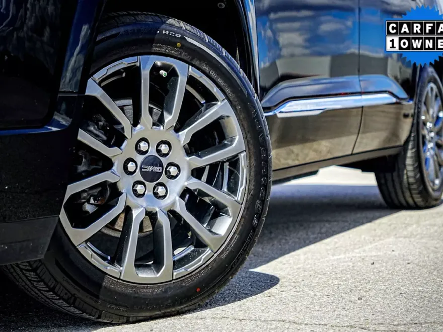 2022 Gmc Acadia Denali photo 1