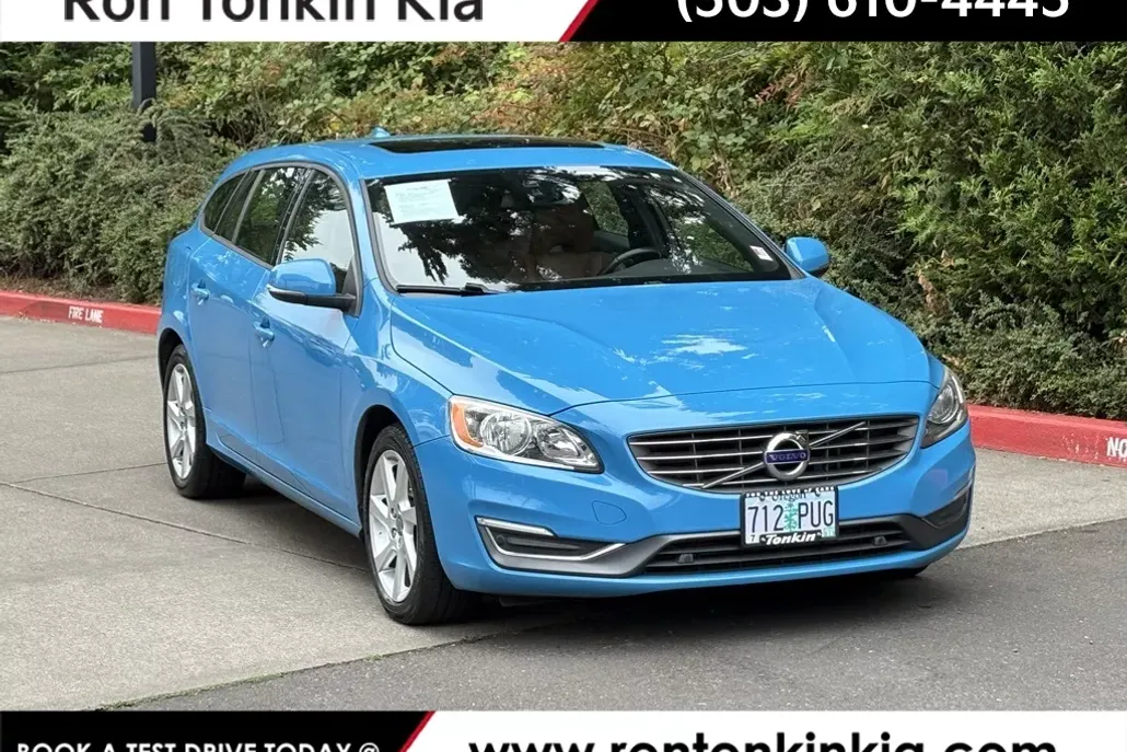2015 Volvo V60 T5 photo 1