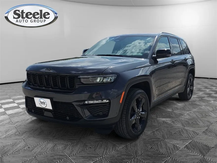 2025 Jeep Grand Cherokee Limited photo 1