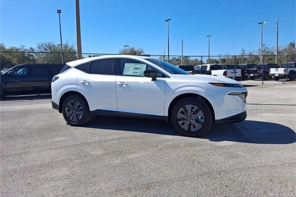 2025 Nissan Murano SL photo 1