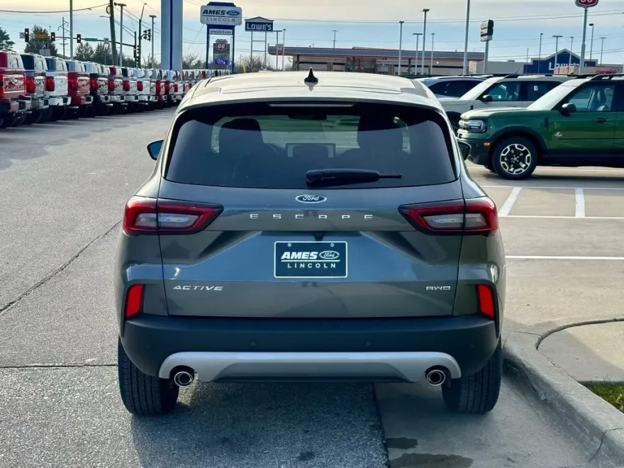 2025 Ford Escape Active photo 1