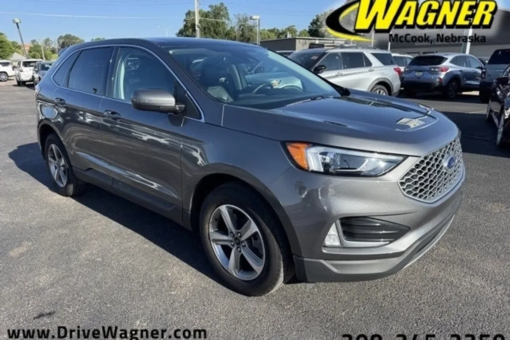 2023 Ford Edge SEL photo 1