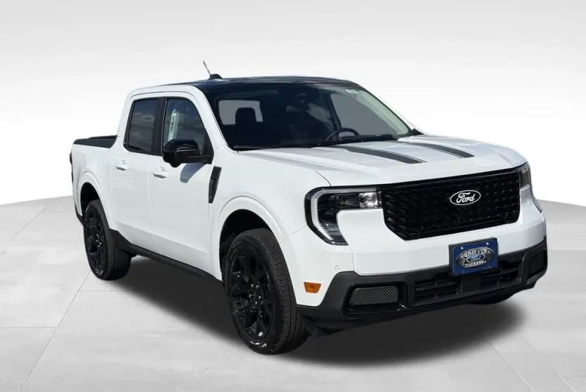 2025 Ford Maverick Lariat photo 1
