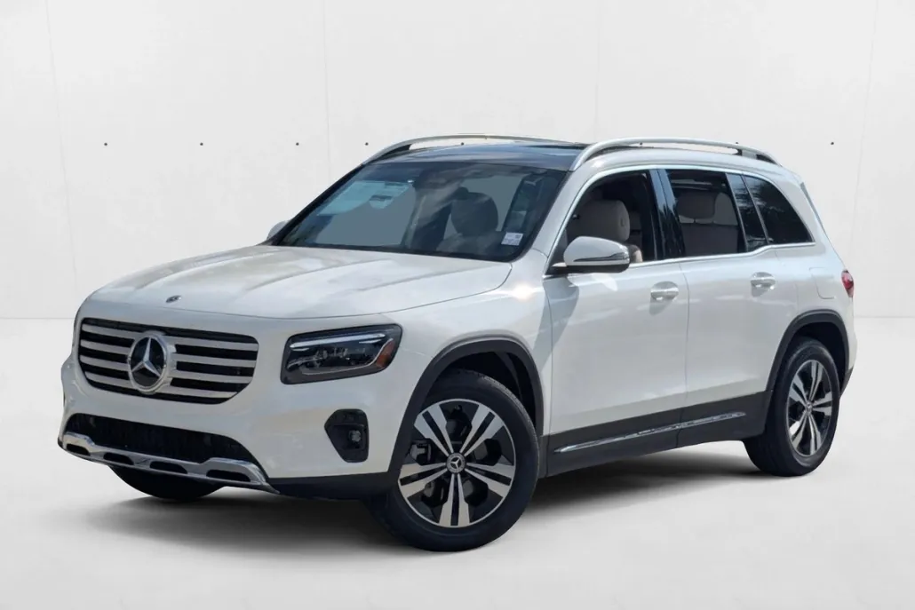 2026 Mercedes Benz GLB 250 photo 1