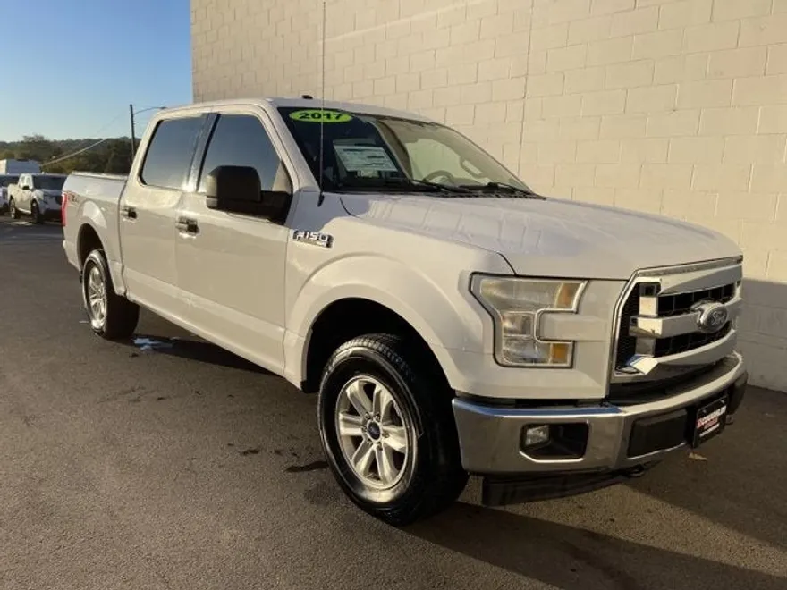 2017 Ford F-150 XLT photo 1