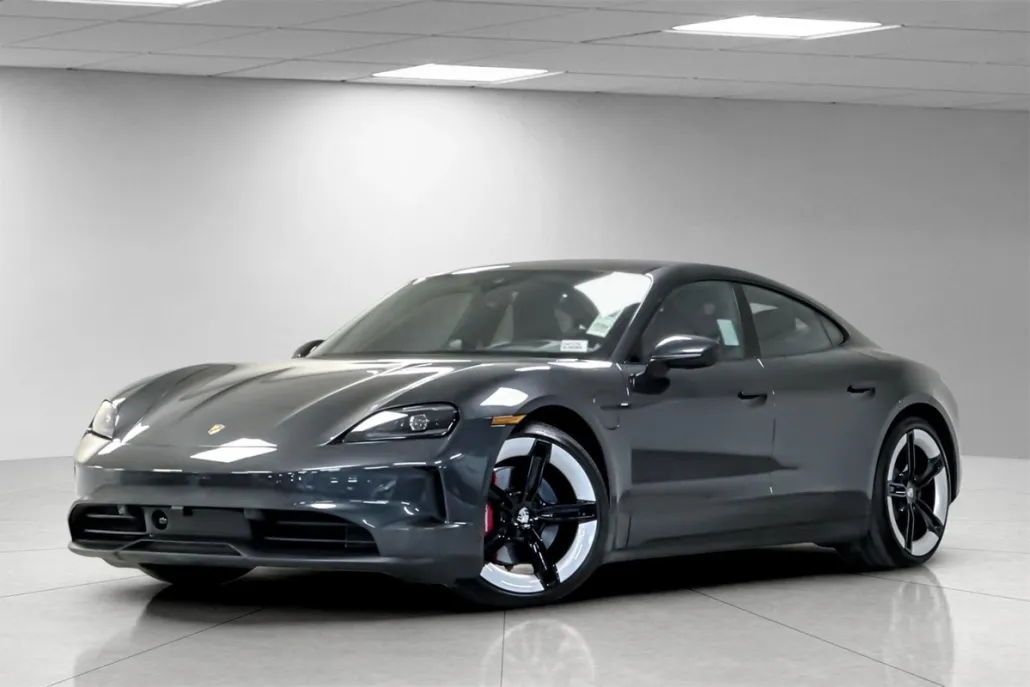 2025 Porsche Taycan 4S photo 1