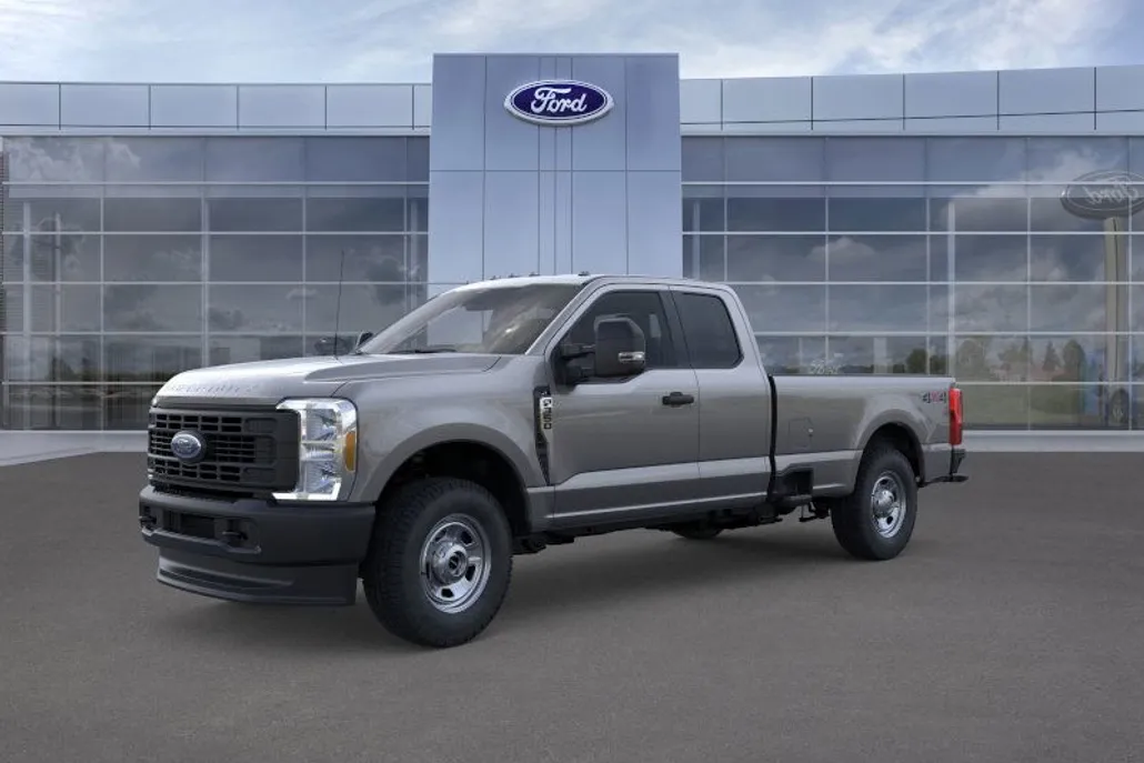 2025 Ford F-350 XL photo 1