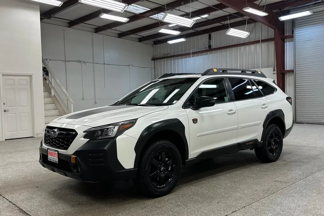 2023 Subaru Outback Wilderness photo 1