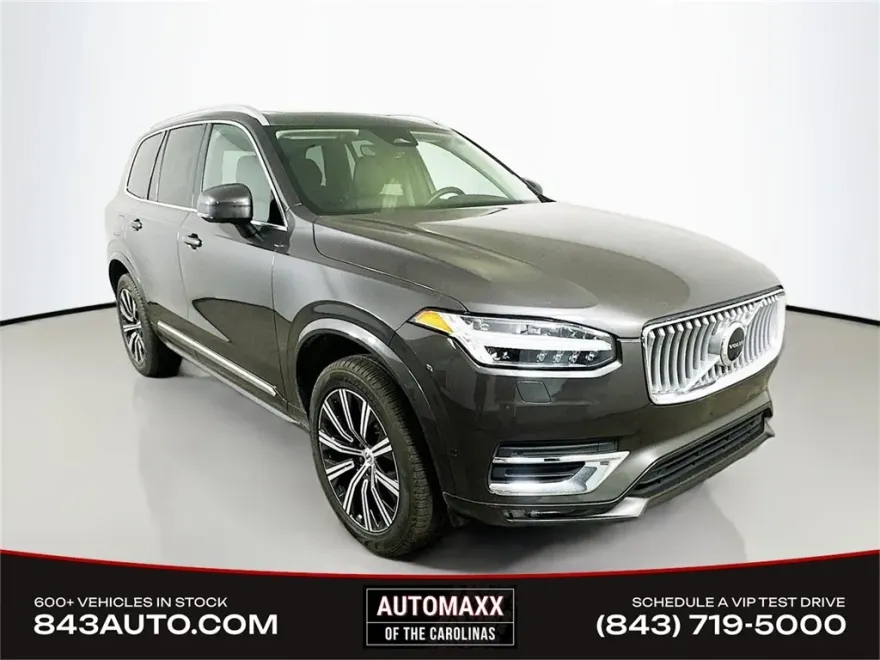 2023 Volvo XC90 B5 Plus photo 1