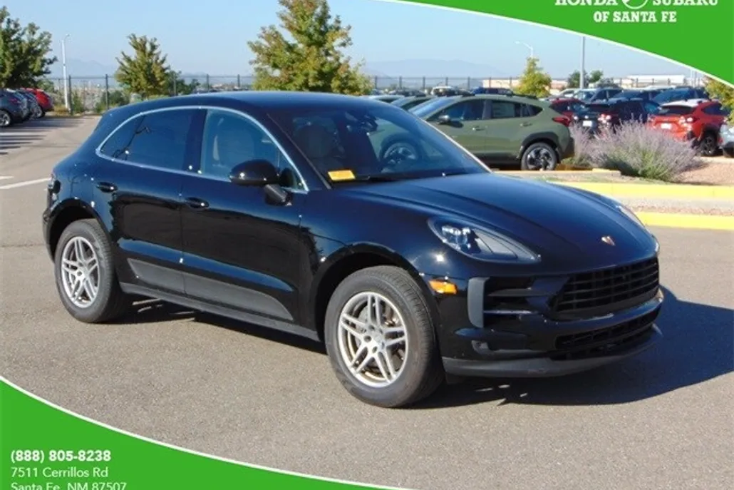 2021 Porsche Macan S photo 1