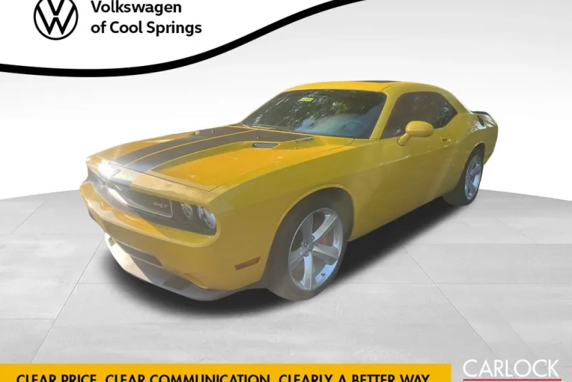 2010 Dodge Challenger SRT8 photo 1