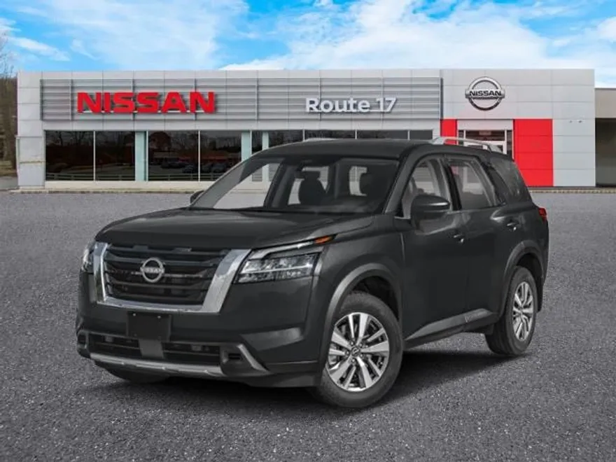 2025 Nissan Pathfinder SL photo 1