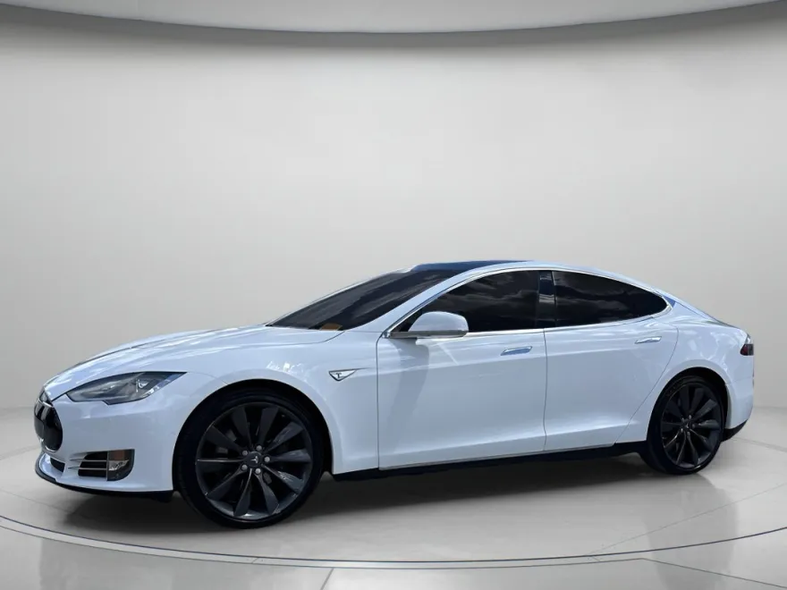 2016 Tesla Model S 60 photo 1
