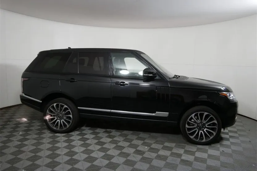 2016 Land Rover Range Rover SuperCharged photo 1