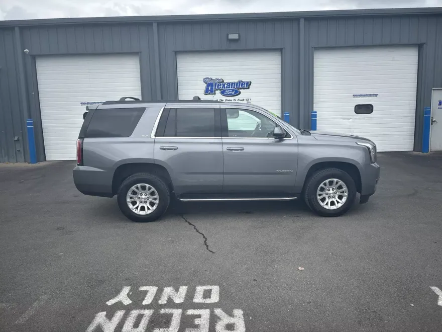 2020 Gmc Yukon SLT photo 1