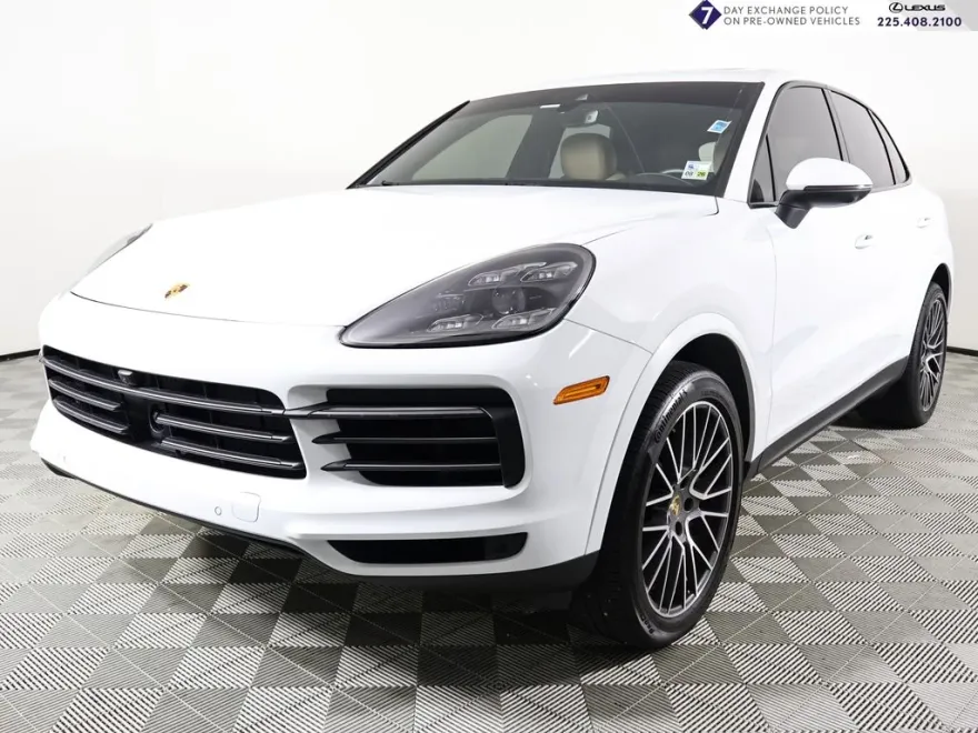2023 Porsche Cayenne S Platinum Edition photo 1