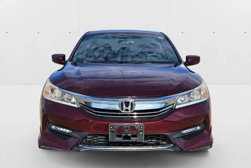 2016 Honda Accord Sport photo 1