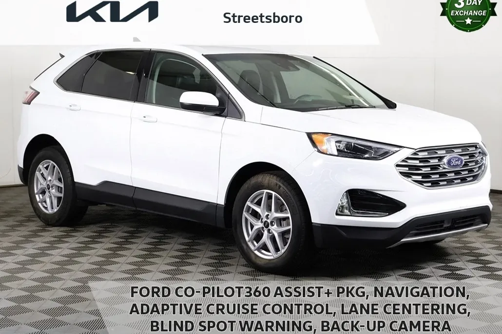 2023 Ford Edge SEL photo 1