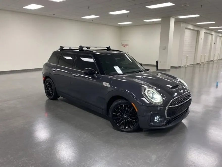 2020 Mini Clubman Base S photo 1