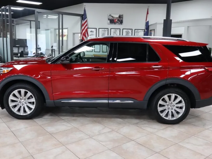 2021 Ford Explorer Limited photo 1