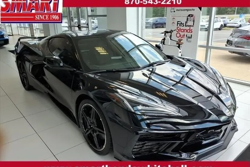 2024 Chevrolet Corvette Stingray Coupe 2LT photo 1