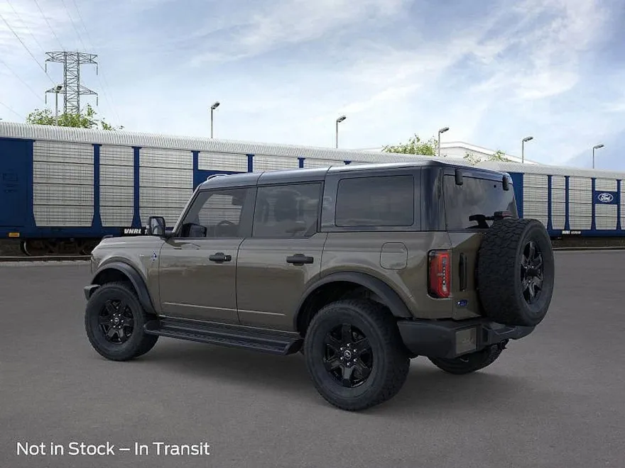 2025 Ford Bronco Outer Banks photo 1
