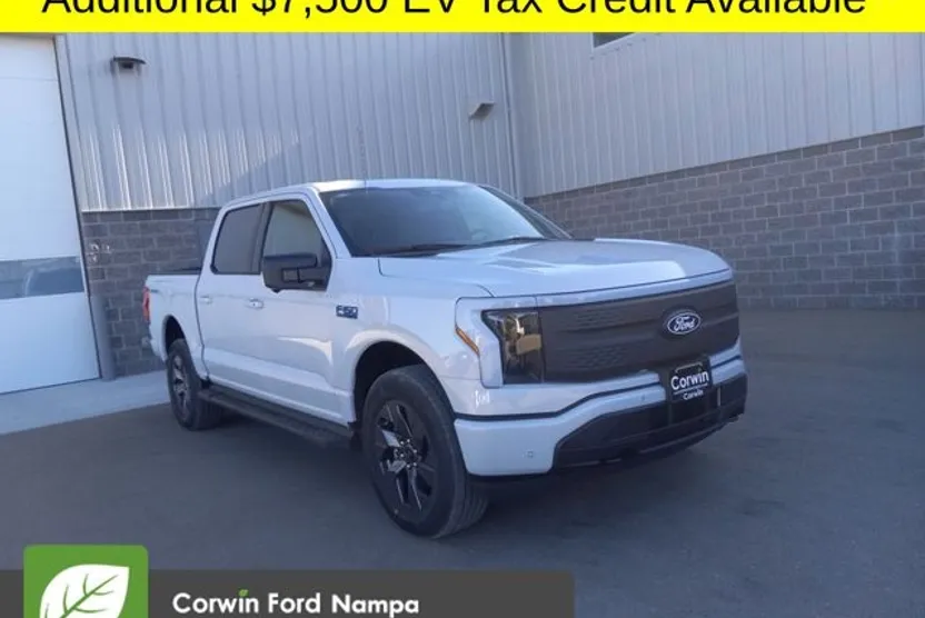 2025 Ford F-150 Lightning photo 1