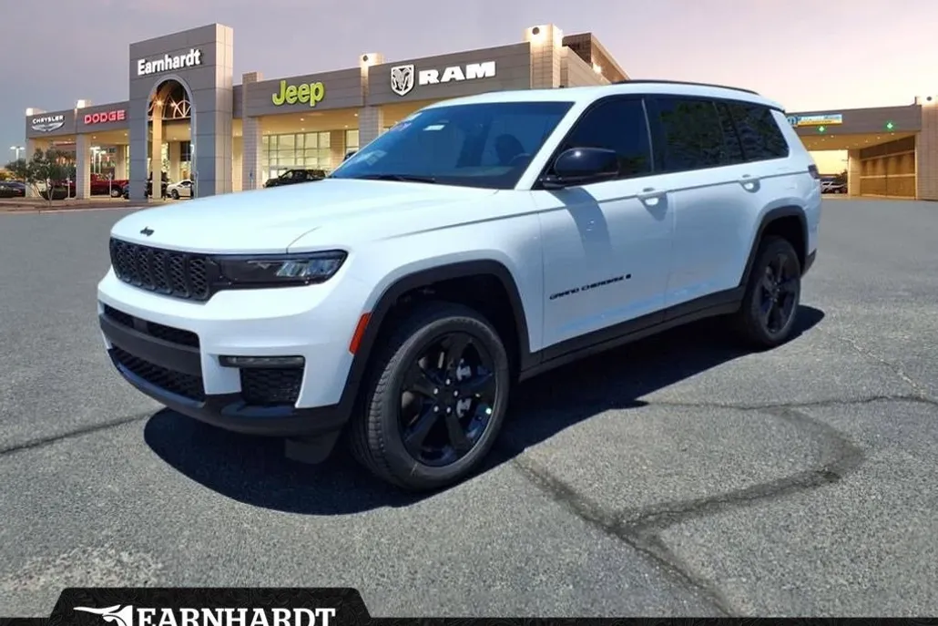 2025 Jeep Grand Cherokee Limited photo 1